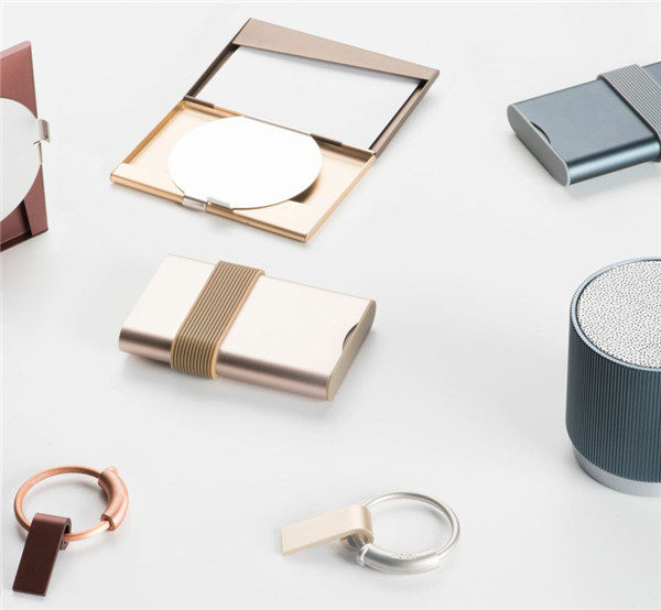 fine-collection-pauline-deltour-lexon-designboom02